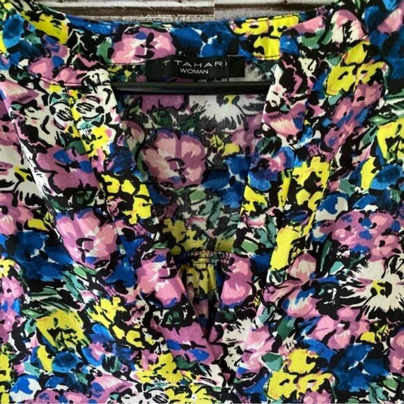 T Tahari Women's V-Neck Floral‎ Print Top Blouse Size 2X - Picture 3 of 7